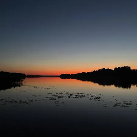 Modern House - Bon Turystyczny,15 M Od Jeziora,ogrzewanie,wifi Makosieje